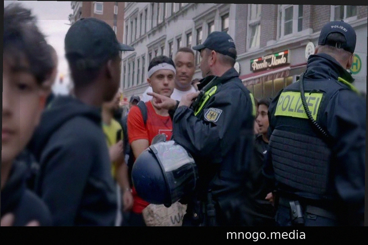 Hamburg Police: The Usual Madness at Davidwache
